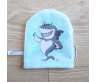 Gant de toilette enfant motif requin stylé